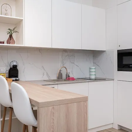 Noble Luxury Apartment
