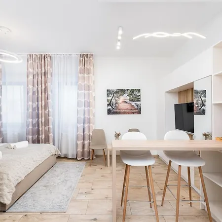 Noble Luxury Krakov